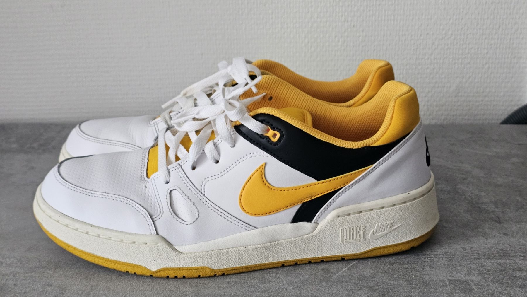 Scarpe da uomo: Nike Air Force 1, pointure 45, comme neuf – Usato da Penthalaz venduto da benybeny11 1