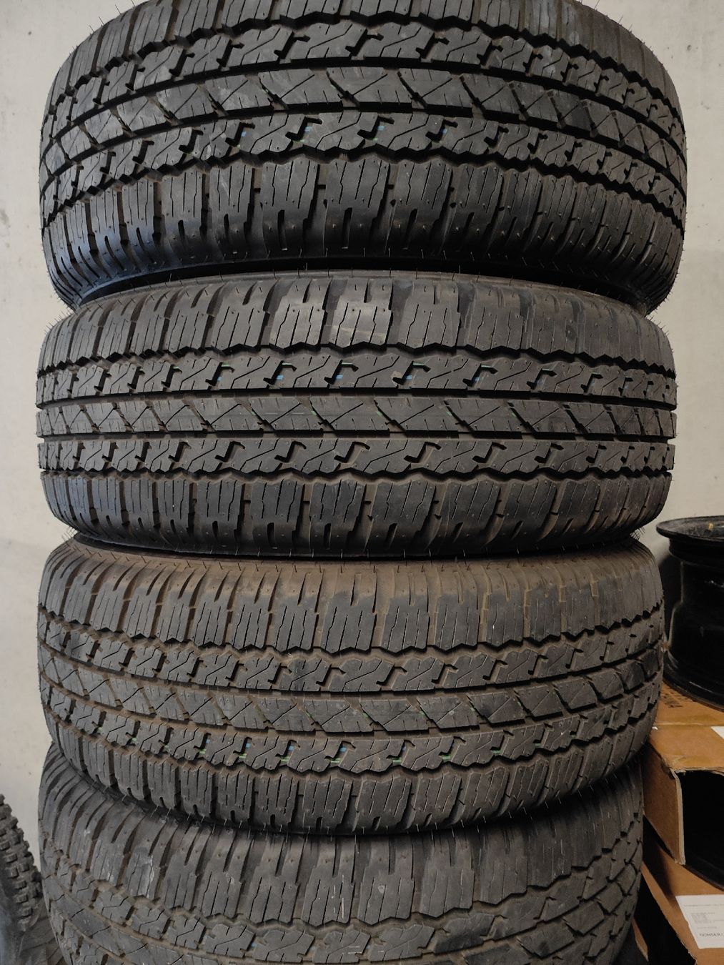 Pneus & Kompletträder: Bridgestone Dueler A/T – Neu (gemäss Beschreibung) aus Langnau i. E von WRX98