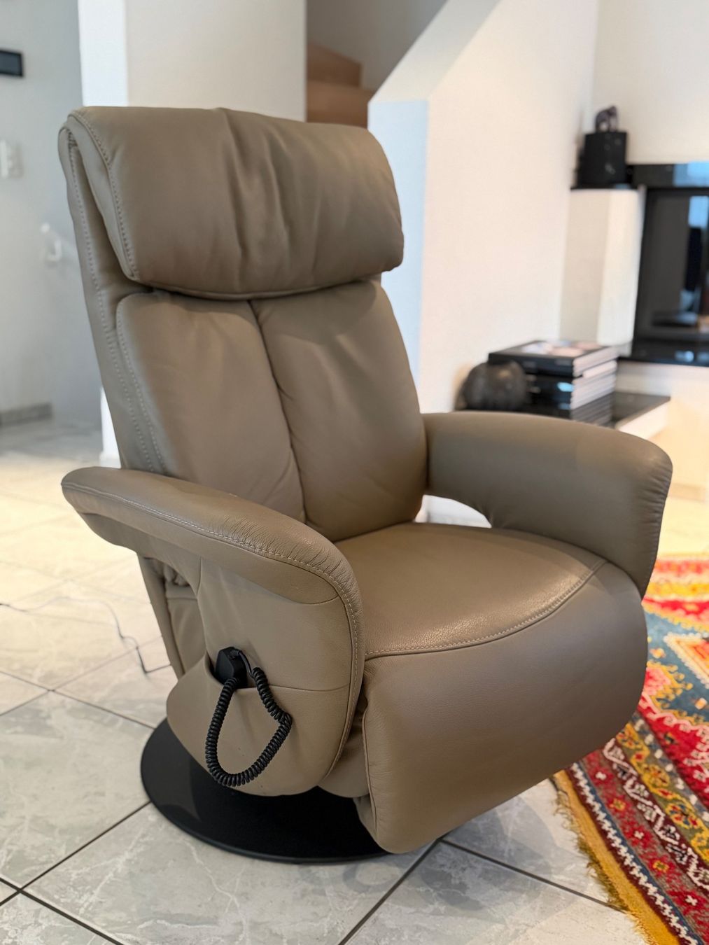 Himolla Fauteuils: Relaxsessel elektrisch Leder – D'occasion à Grüningen par gud_yh6n 2