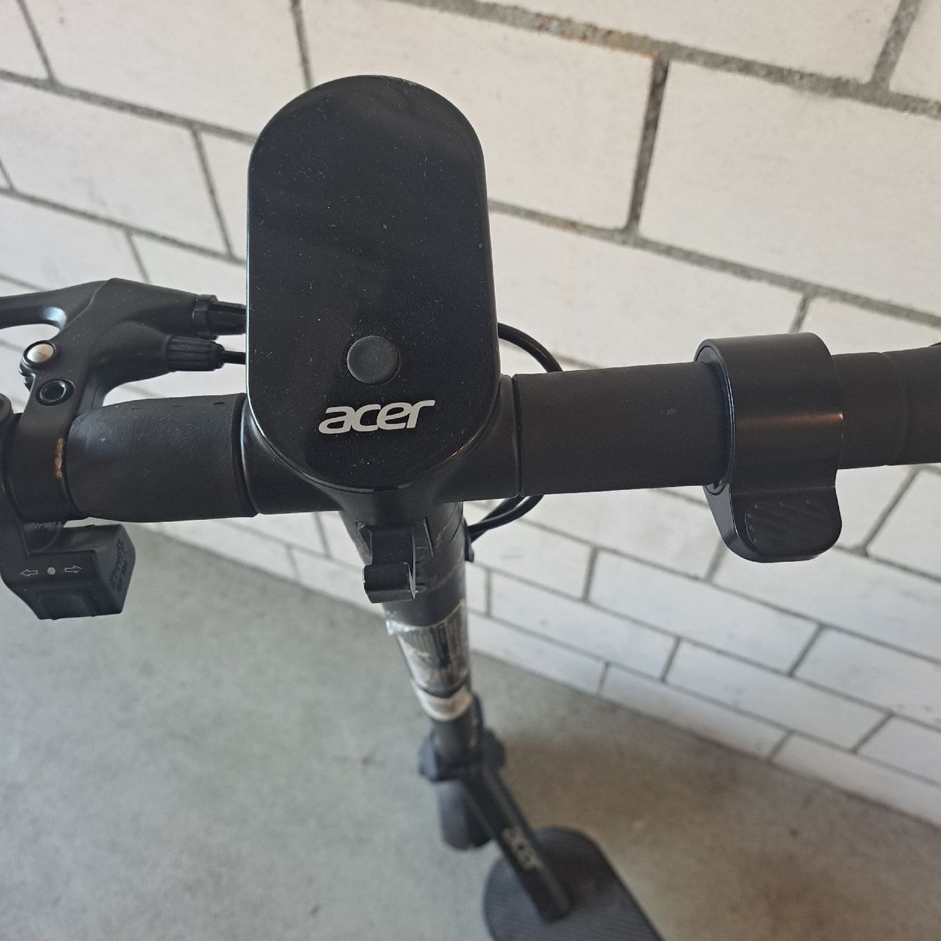 Kickboard: E-Scooter Acer ES 15 gebraucht  – Usato da Muolen venduto da Piksi03 1