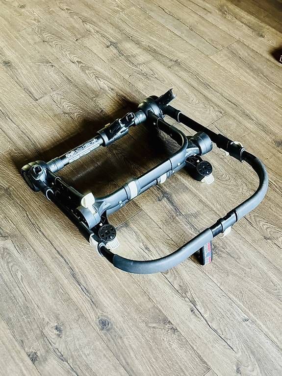 Kinderwagen: Bugaboo Donkey Twin Chassis – Gebraucht aus Basel von KimKarolin