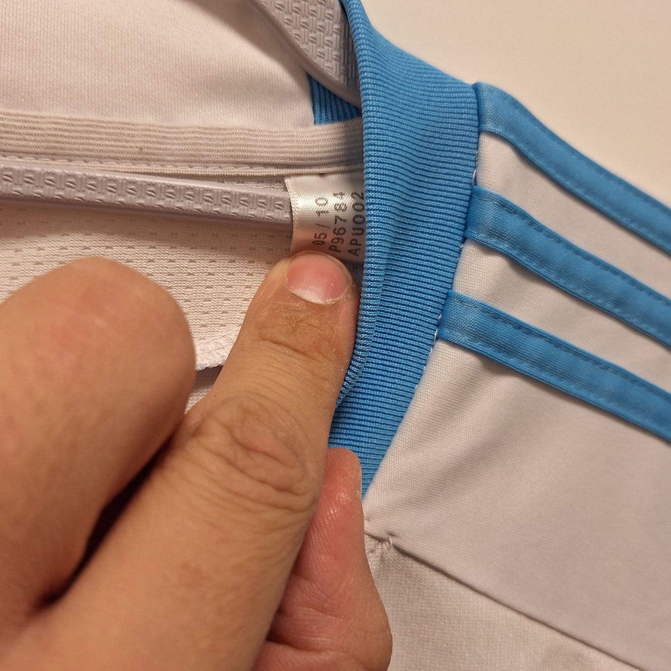 Canottiere & Pantaloni: Adidas Olymipque Marseille Home 2010 – Usato da Bellinzona venduto da LA-ropa-de-Juan 1