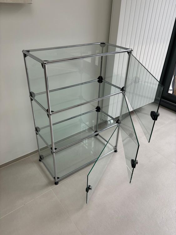 USM Haller Glasschrank | Kaufen auf Ricardo
