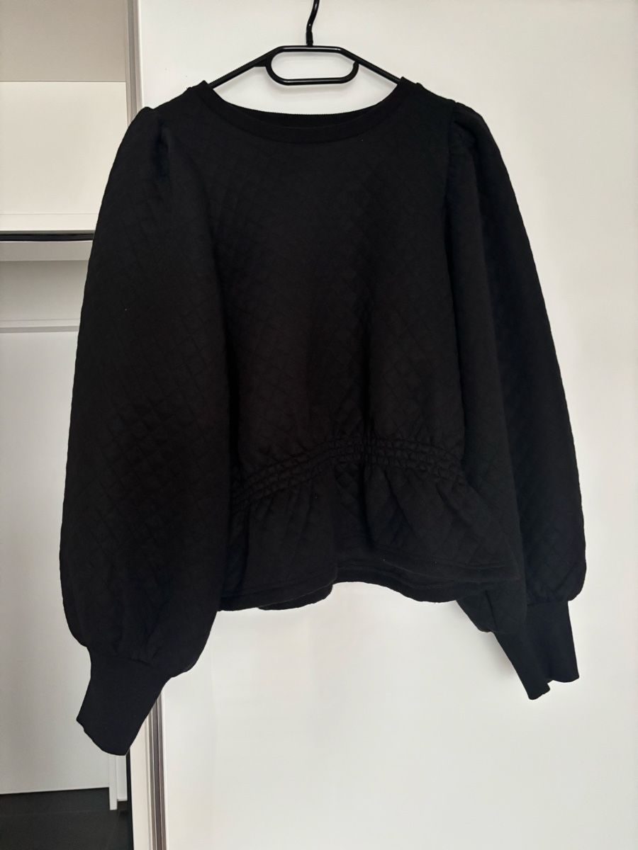 Maglioni & Felpe: Schwarzer Pullover, Steppmuster, Puffärmel, Gr. M – Nuovo (secondo la descrizione) da Salenstein venduto da Silly...0 7