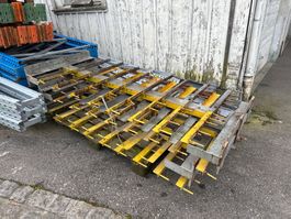 Doppelseitiges Kragarmregal 585x88xh180cm