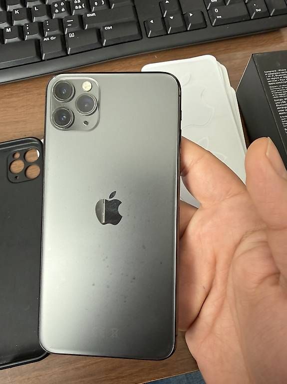 Apple Telefoni cellulari / Smartphones: Iphone 11 Pro Max 64 GB Space Grey – Usato da Niederuzwil venduto da elefantinoo 2