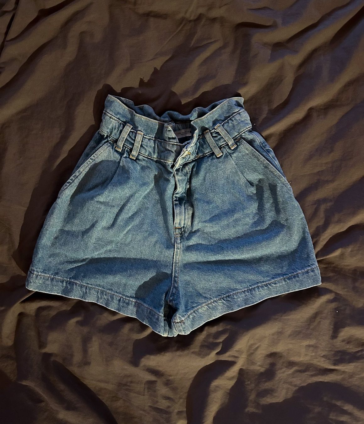 Zara Pantalons: Shorts – D'occasion à Oberurnen par carinalobnig