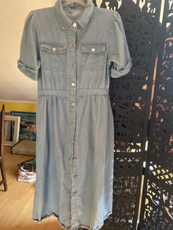 Sommerliches Jeanskleid, Gr. M, neu