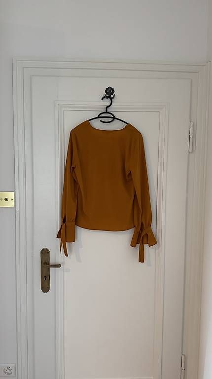 Blusen: Bluse, langarm, ockergelb, S/36 – Gebraucht aus Luzern von bar_v528 1