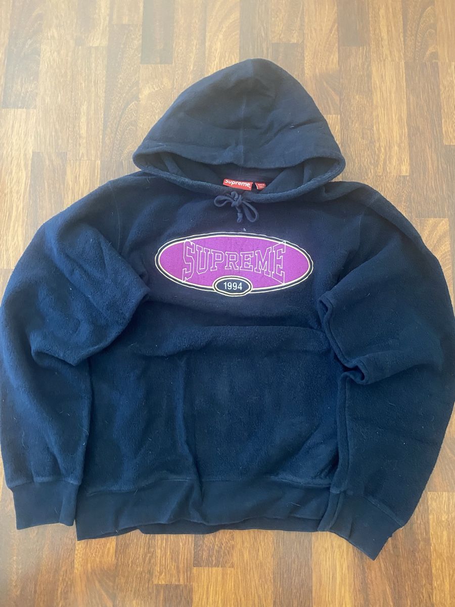 Maglioni & Felpe: Supreme Vintage – Usato da Holderbank AG venduto da leooo.sie