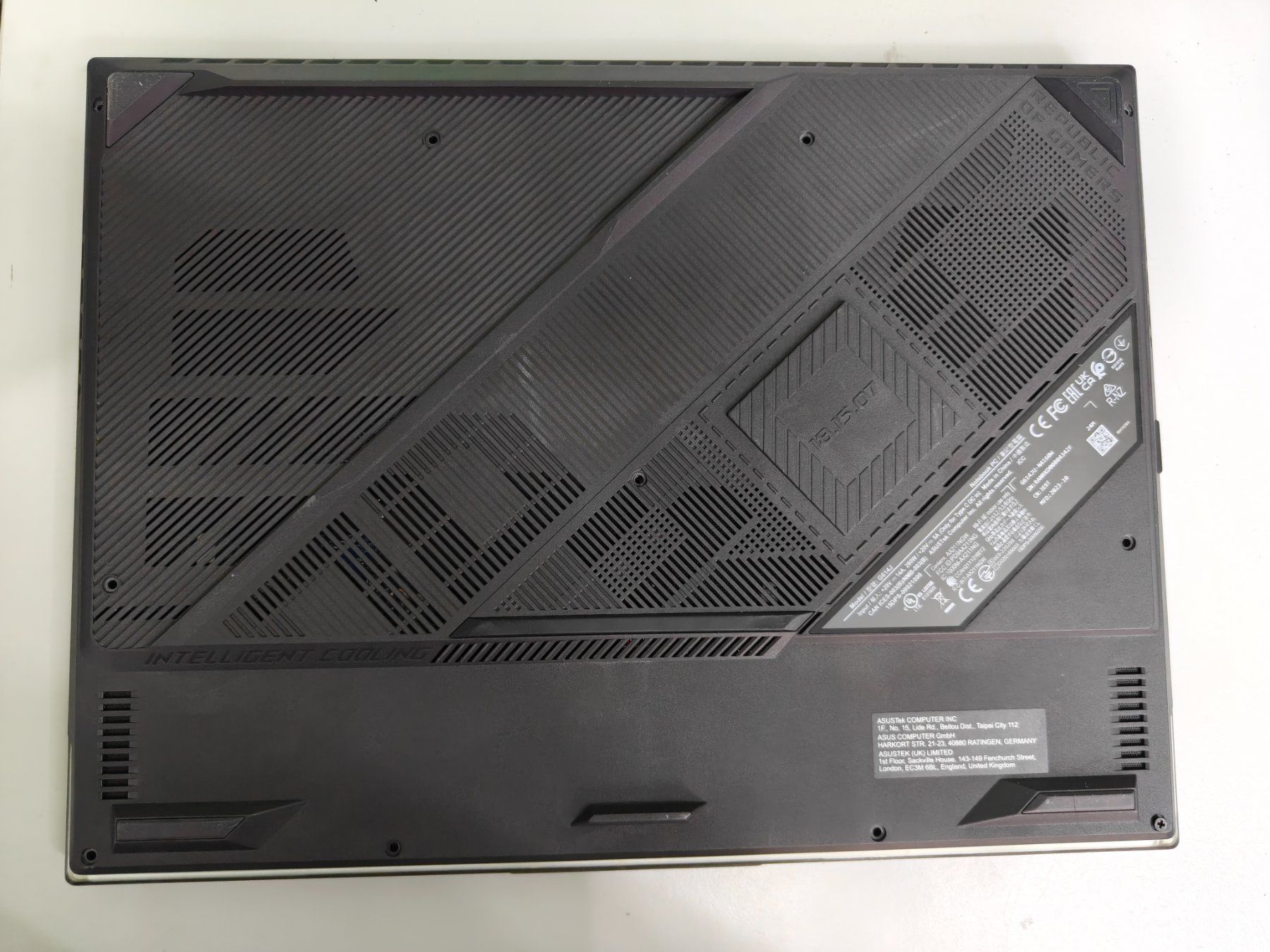 Asus Notebook: Gaming Laptop Asus Ab 40.Fr – Difettoso da Solothurn venduto da SDGG 2