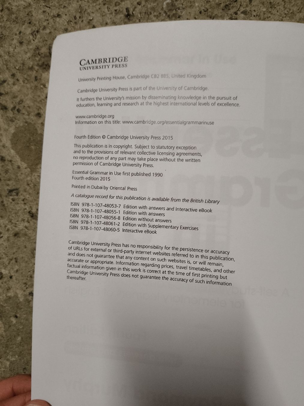 Bücher: Cambridge Essential Grammar in use – Gebraucht aus Luzern von Mara_1701 1