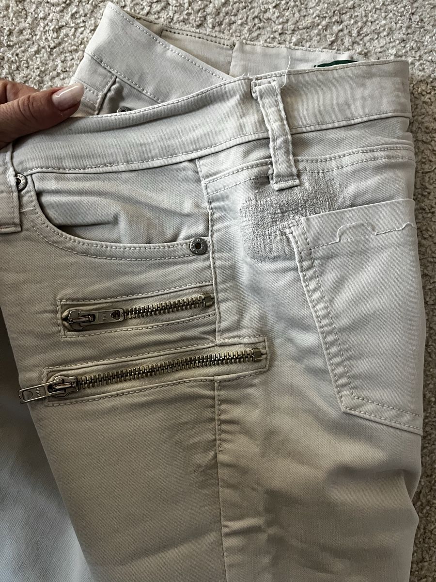 Jeans: Coole Jeans zum Austragen, Beige, Gr. S – Usato da Horgen venduto da adrigas 2