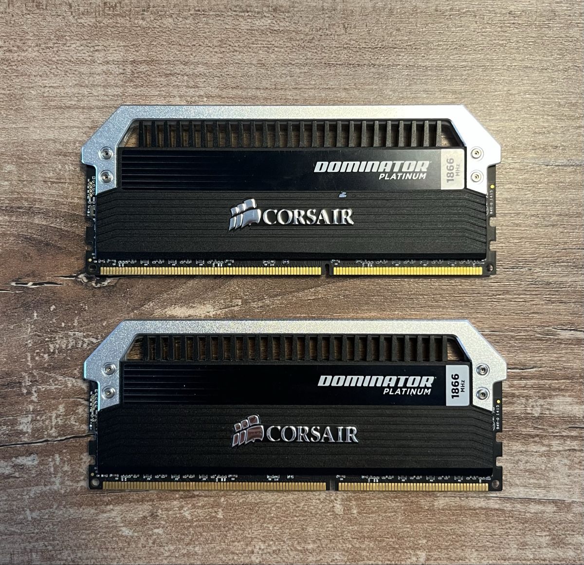 PC: RAM 2x8GB Corsair Dominator Platinum – Usato da La Chaux-de-Fonds venduto da sipoee 1