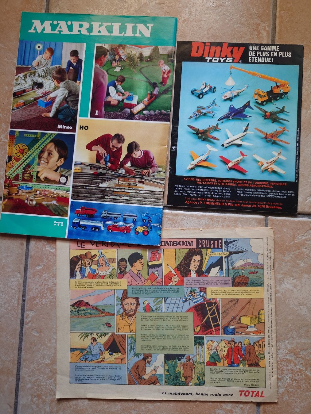Märklin Documenti: Lots catalogues jouets Marklin Meccano Total – Usato da Genève venduto da arnoo 1