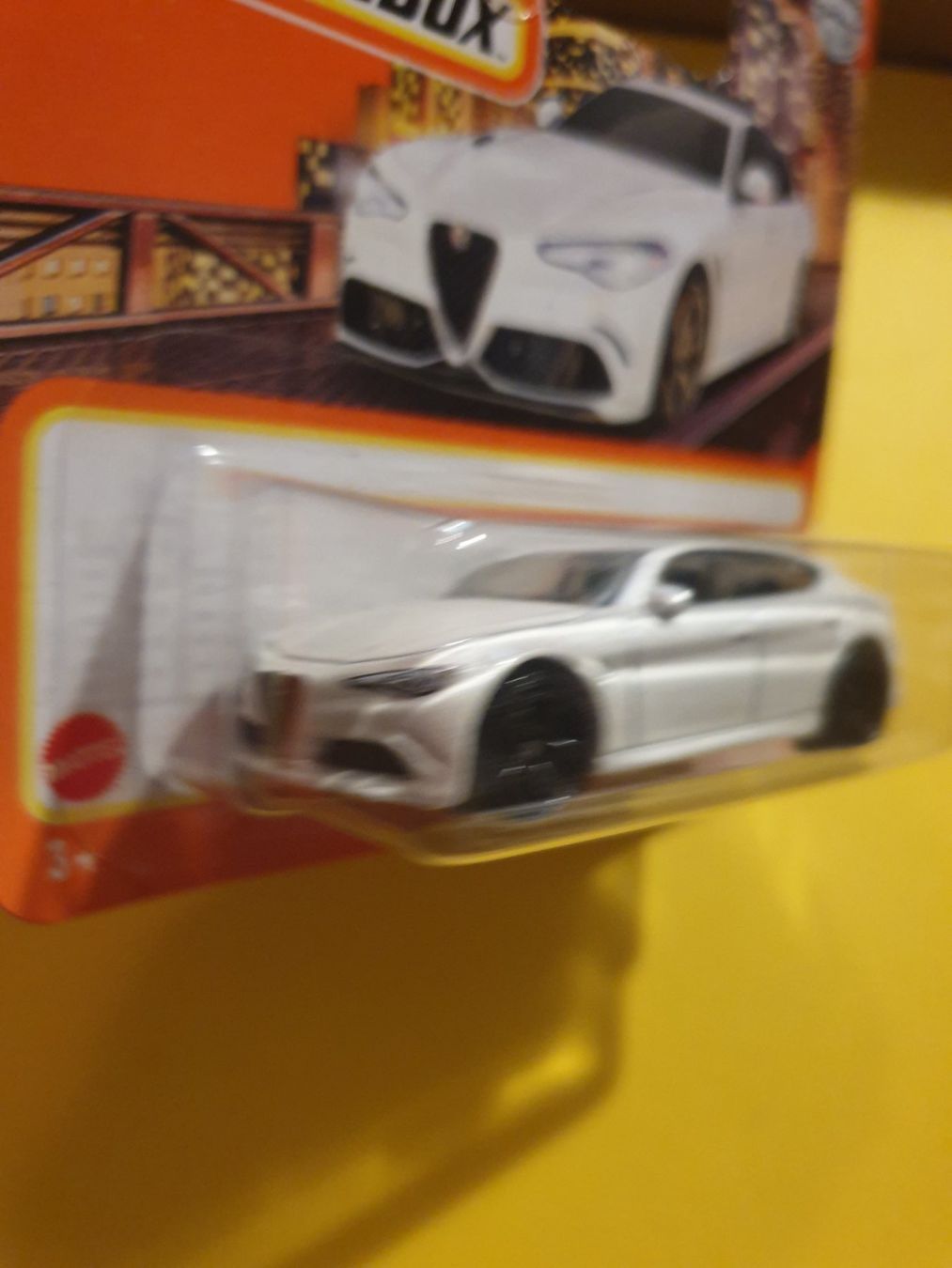 Matchbox Voitures modèles: Matchbox 2016 ALFA ROMEO GIULIA – Neuf avec emballage d'origine à Oftringen par Rotor 2