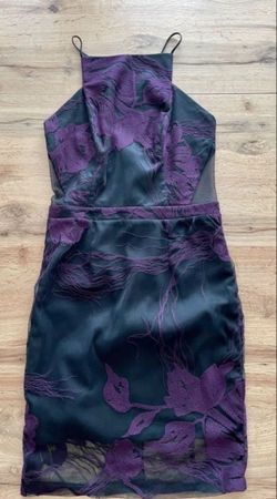 Schickes FORUM Kleid, Grösse 36, perfekt für den Ausgang!
