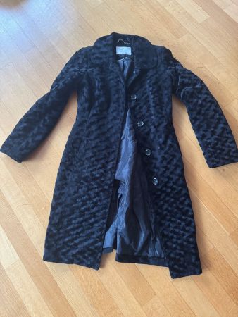 Schwarzer Wintermantel Gr. 36