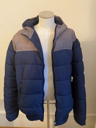 Winterjacke Herren XXL, warm und stylisch für kalte Tage!