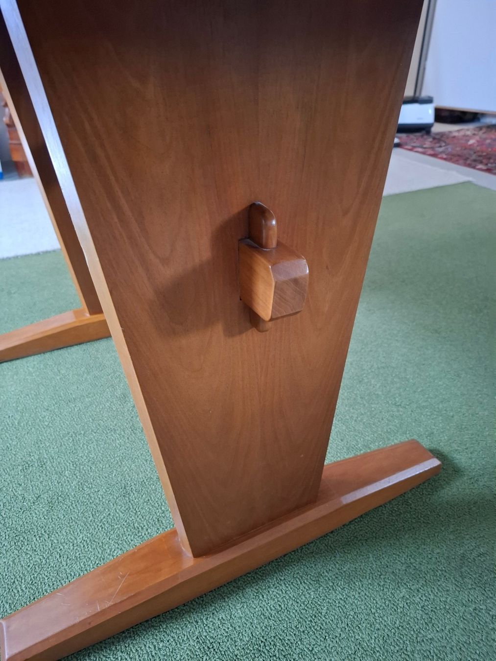 Tische: Esstisch Nussbaum – Gebraucht aus Effretikon von kauli87 4