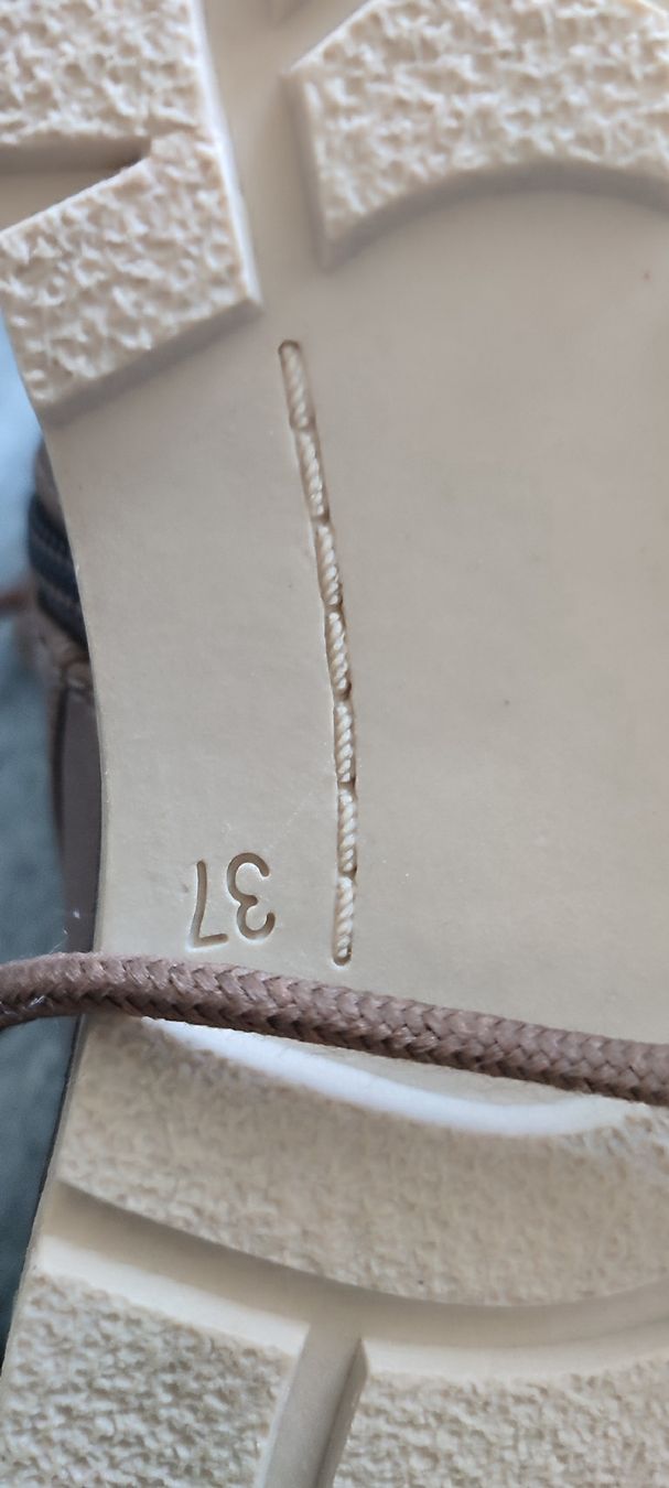 Damenschuhe: Damen Boots & Stiefel gr.37 – Neu (gemäss Beschreibung) aus Biel/Bienne von ruggi03 2
