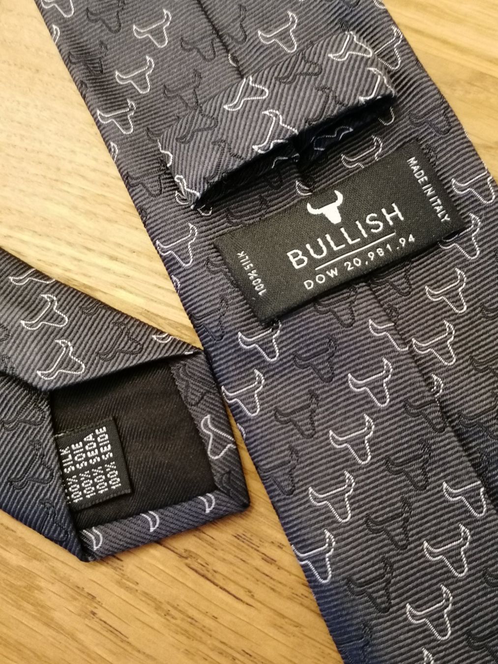 Cravatte: Bullish Krawatte 100% Seide - Nr. 180 – Usato da Basel venduto da vintagecollector 3