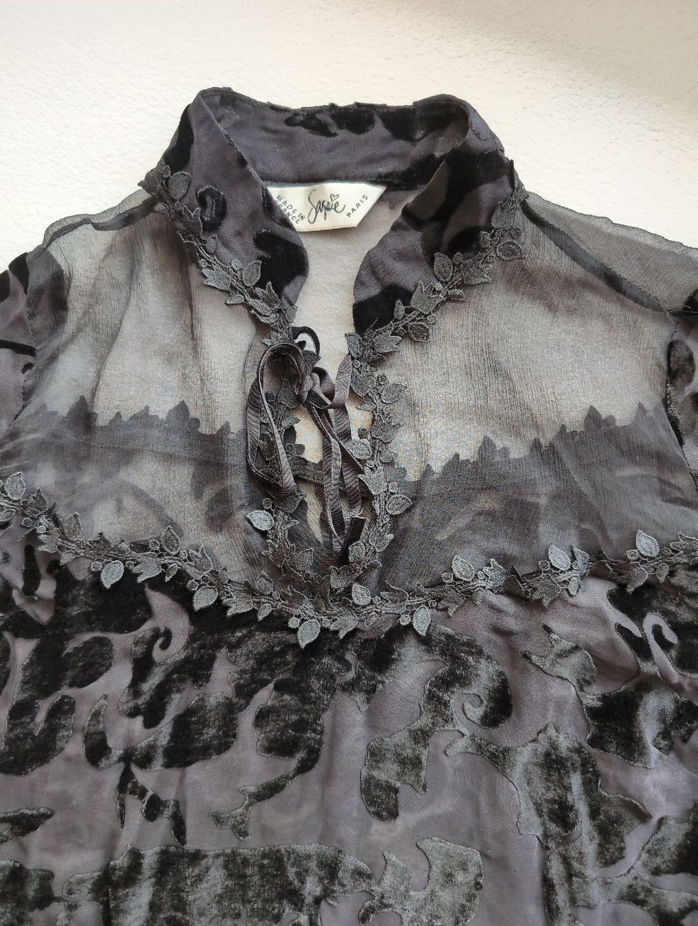 Blusen: French Saspia Paris Blouse, Grey & Black, Sheer - Small – Neu (gemäss Beschreibung) aus Glis von livespringly 3