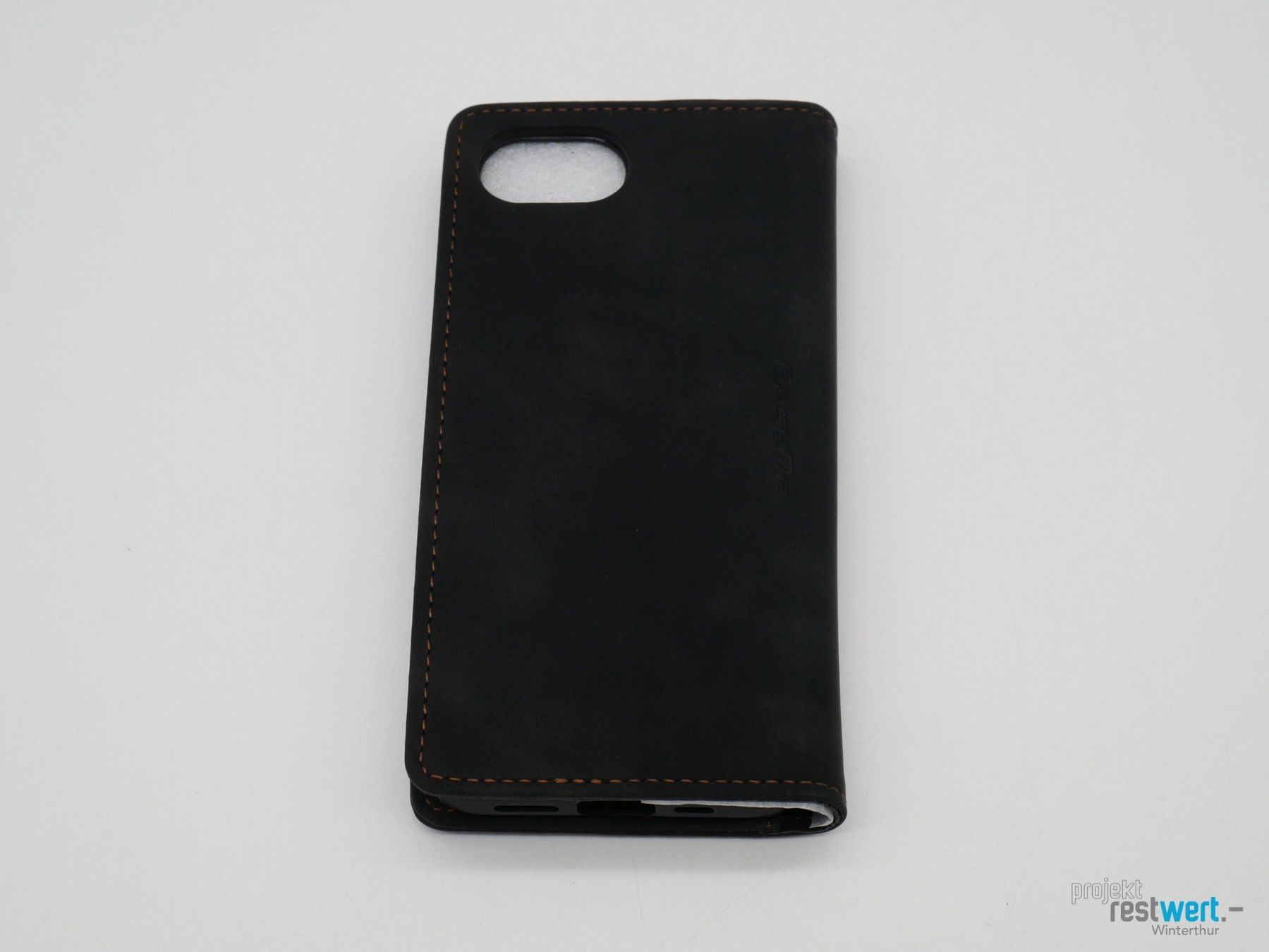Covers & Schutzfolien: HANDYHÜLLE iPhone 16E Schwarz – Neu (gemäss Beschreibung) aus Winterthur von Restwert_Winterthur 2