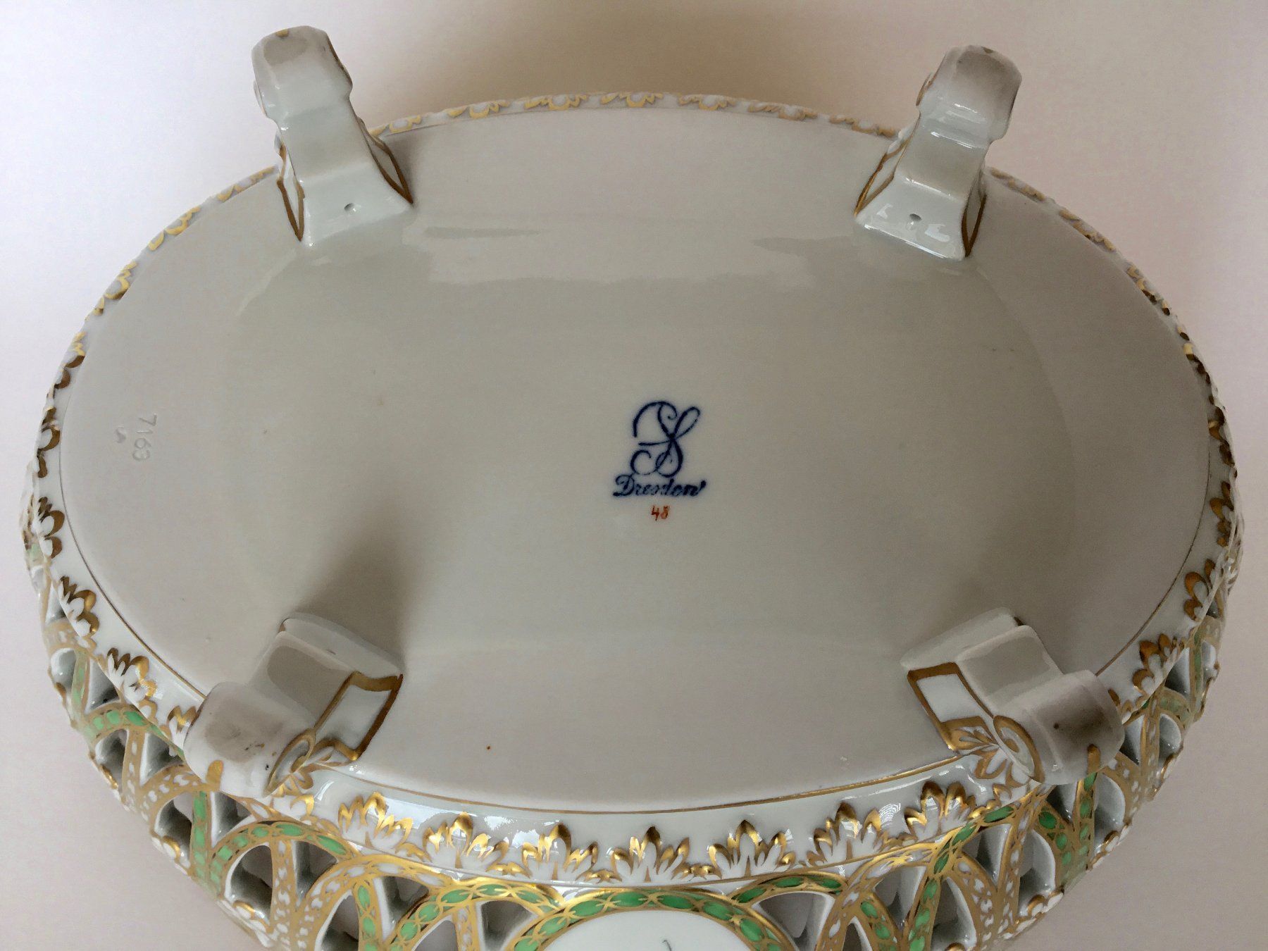 Schalen: DRESDEN - Schale Blumenmotiv, Gold – Neu (gemäss Beschreibung) aus Basel von ekaeufer 4