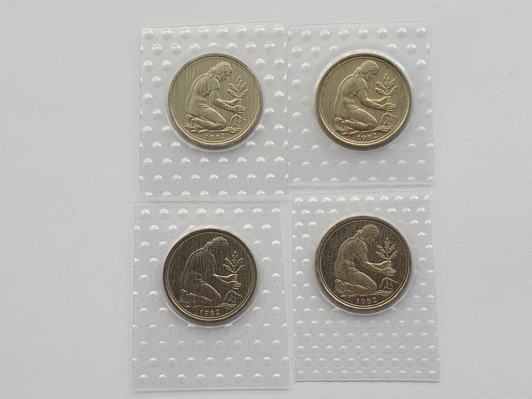 Tutti le monete: 50 Pfennig 1982 Stgl D-F-G-J – Nuovo (secondo la descrizione) da Pravidondaz venduto da LVtik 1