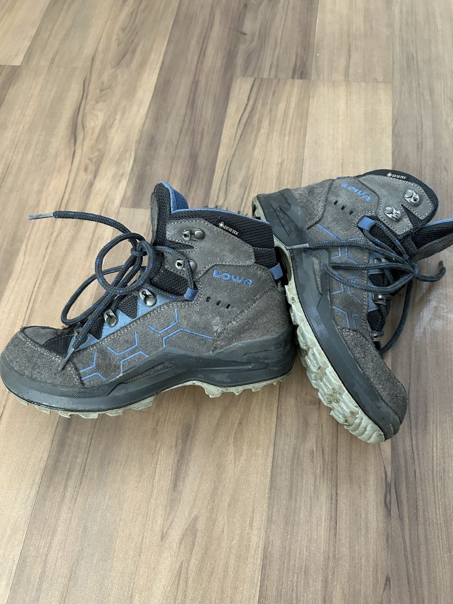 Lowa Scarpe per ragazzi: Lowa Kody Gr.35 – Usato da Breitenbach venduto da Diamondlady 1