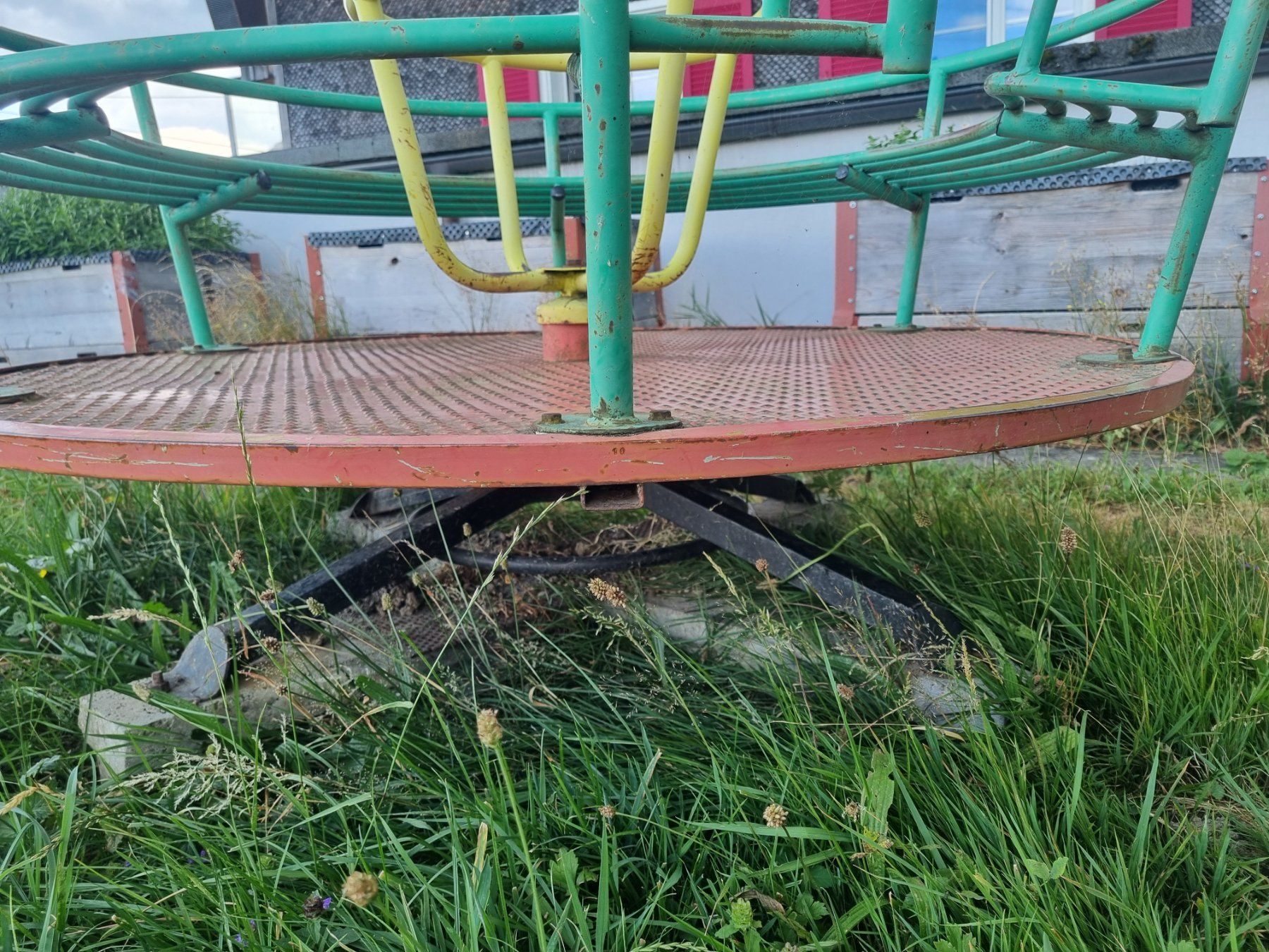 Spielzeuge: Karussell für Spielplatz – Gebraucht aus Altendorf von mk8852 2