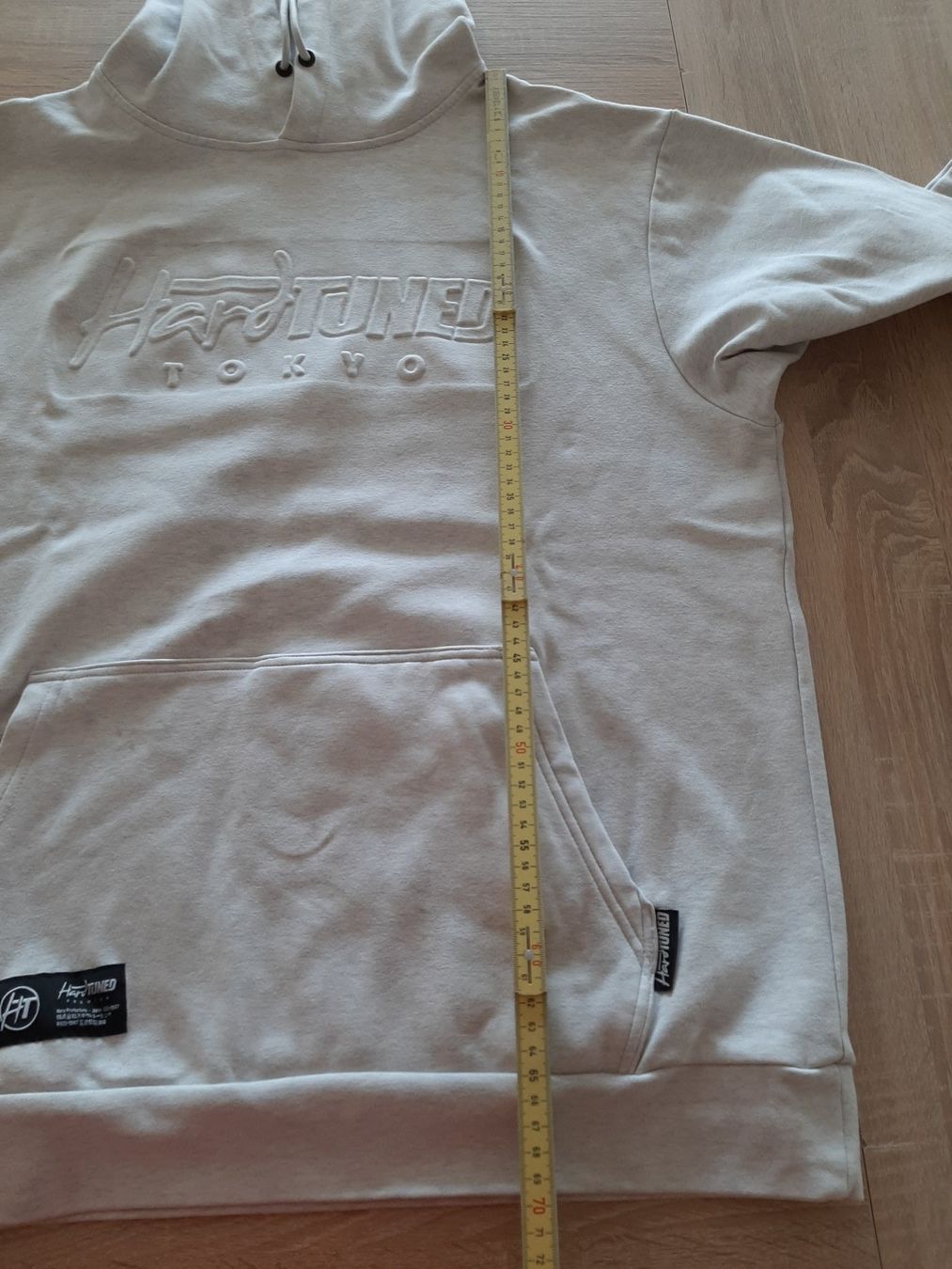 Maglioni & Felpe: Kapuzenpullover Hard Tuned Tokyo hellgrau Gr. XL – Usato da Menziken venduto da Rien1 8