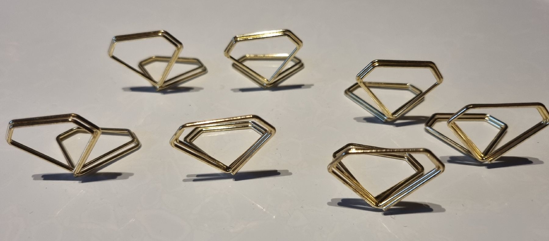 Tutte le decorazioni: 8Tischkartenhalter Diamant Gold – Usato da Urtenen-Schönbühl venduto da Kahru 1