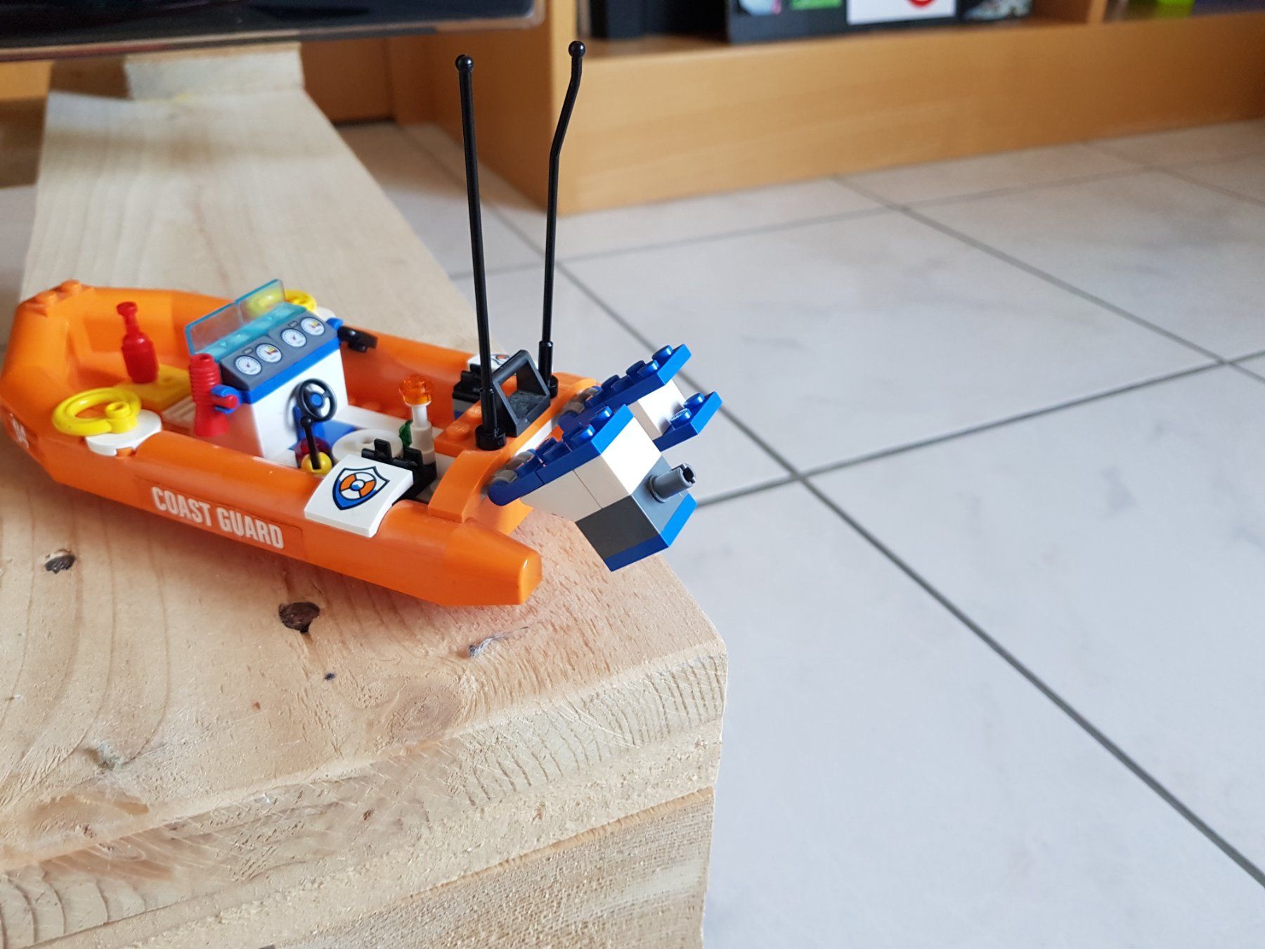 Lego Giocattoli: Lego Coast Guard oranges Boot aus dem Set 60165 – Usato da Hausen am Albis venduto da RoBrixX 3