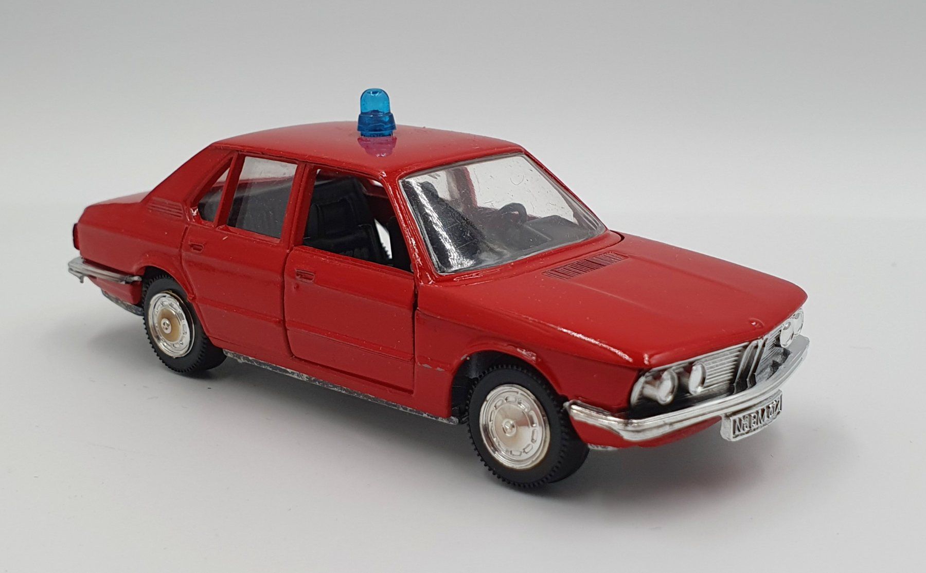 BMW Modellautos: Schuco BMW 520 – Gebraucht aus Rickenbach b. Wil von klassikmarkt.ch 3