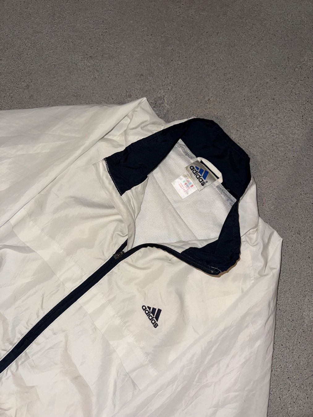 Adidas Giacche: adidas trackjacket white/black – Usato da Oberhofen Thun'see venduto da 61archive 4