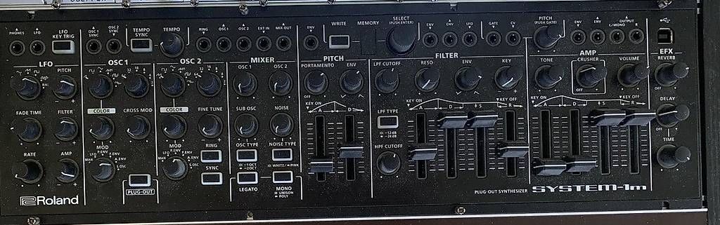 Roland Strumenti musicali: Eurorack Synchesizer - Roland - System 1M Modular – Usato da Fraubrunnen venduto da Hypernova