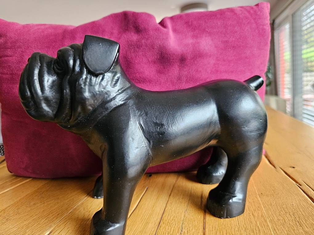 Sculture & Statue: Bulldogge schwarz – Usato da Rothrist venduto da Neubeginn 1