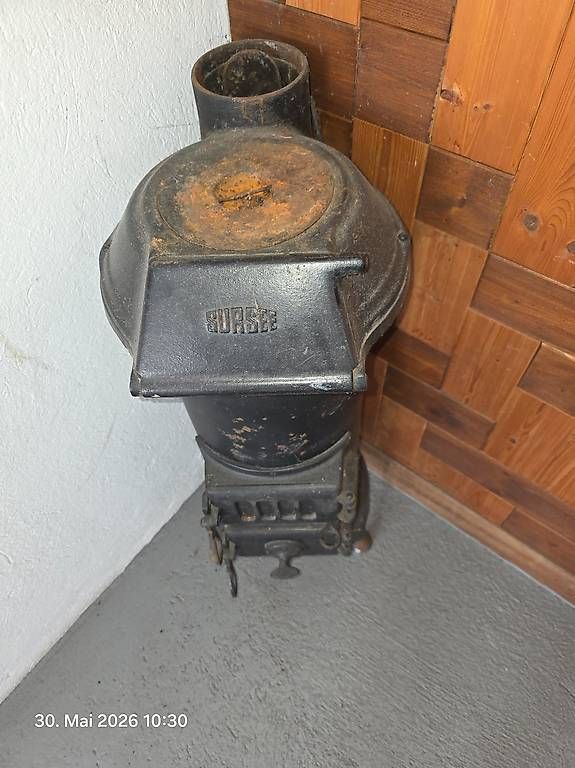 Altri mobili d'antiquariato: Kanonenofen "Sursee" – Usato da Buttisholz venduto da foxi71 3