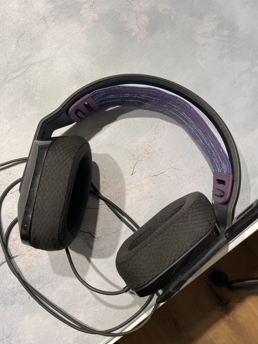 Logitech Cuffie: Gaming Headset Logitech G335 - Top Zustand - Schwarz – Nuovo (secondo la descrizione) da Kerzers venduto da Butterflyer05 1