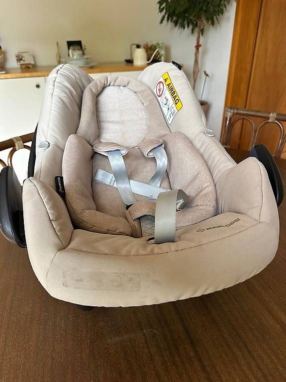 Sièges auto: Maxi-Cosi Babyschale – D'occasion à Dornach par nic_lgb7 3