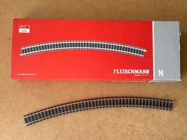 Fleischmann 9135 Gebogenes Gleis R4 30°