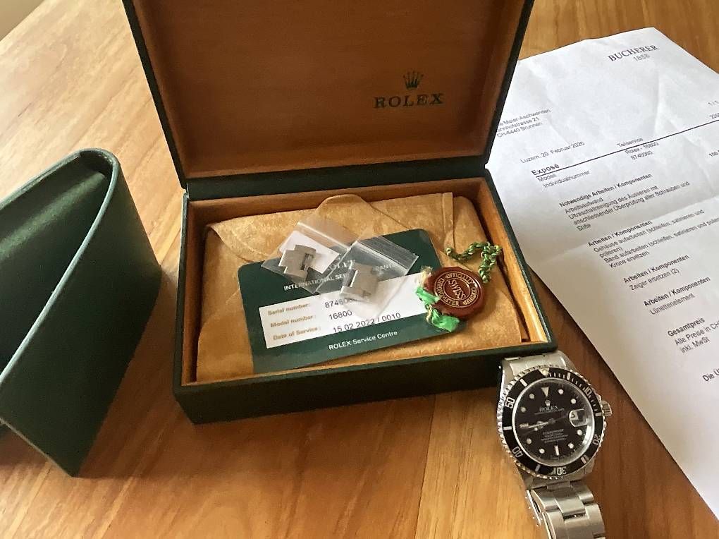 Rolex Uhren: Rolex Submariner Date – Gebraucht aus Brunnen von Alfa 3