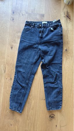 Zara  High-Waisted Black Jeans, eu38