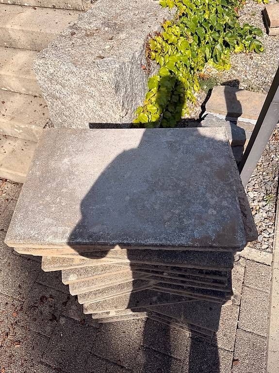 Rivestimenti per pavimenti: Terrassenplatten zum Abholen – Usato da Beinwil am See venduto da roa_l862 1
