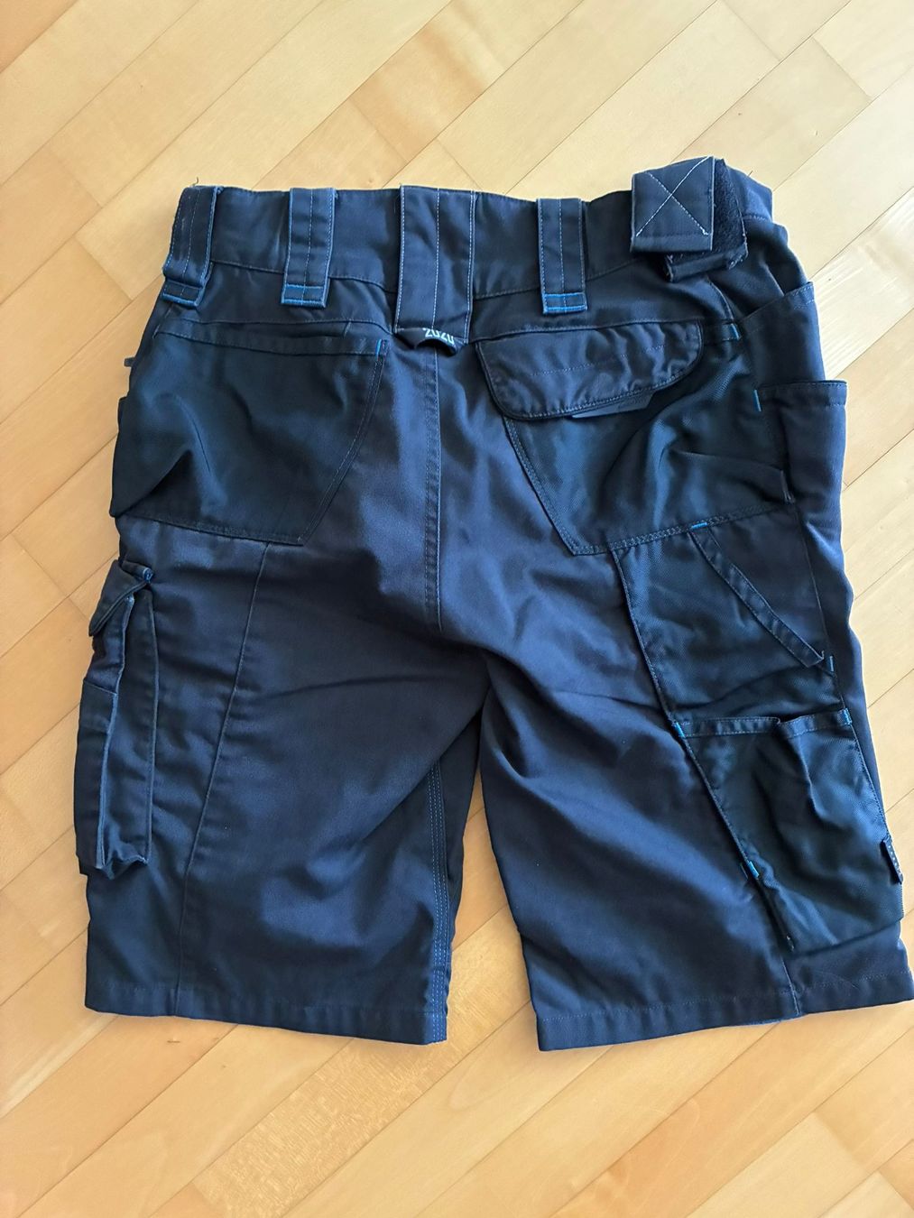 Engelbert Strauss Pantaloni: drei Engelbert Strauss Shorts gr. 46 – Usato da Aadorf venduto da JFPS 3