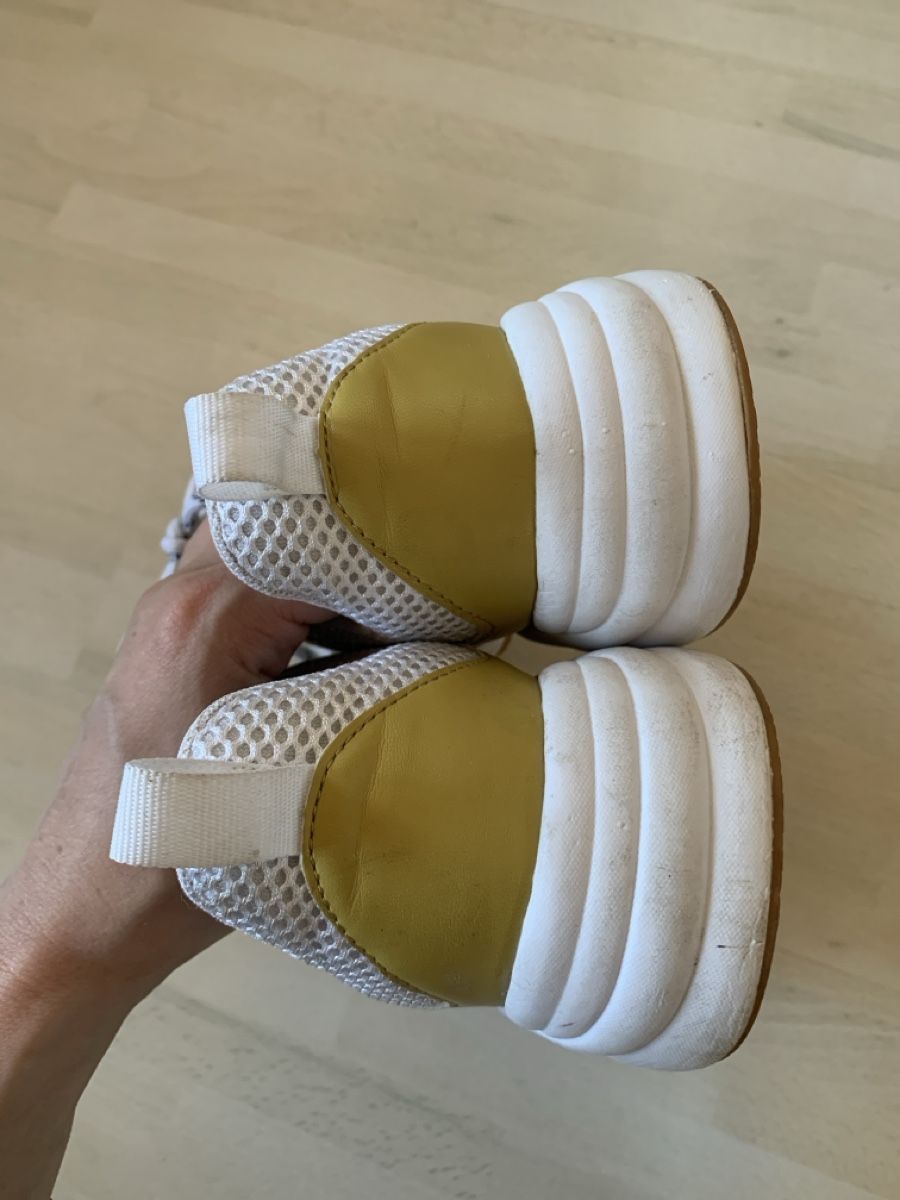 Scarpe da donna: Sneaker/Turnschuhe 37 gelb/weiss/beige – Usato da Sargans venduto da aebi081 4