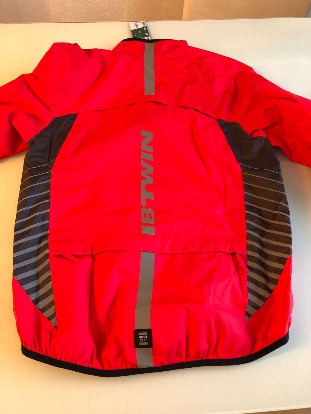 Giacche: Fahrrad Regenjacke Grösse M – Nuovo e nell'imballaggio originale da Adliswil venduto da Jessik0 4