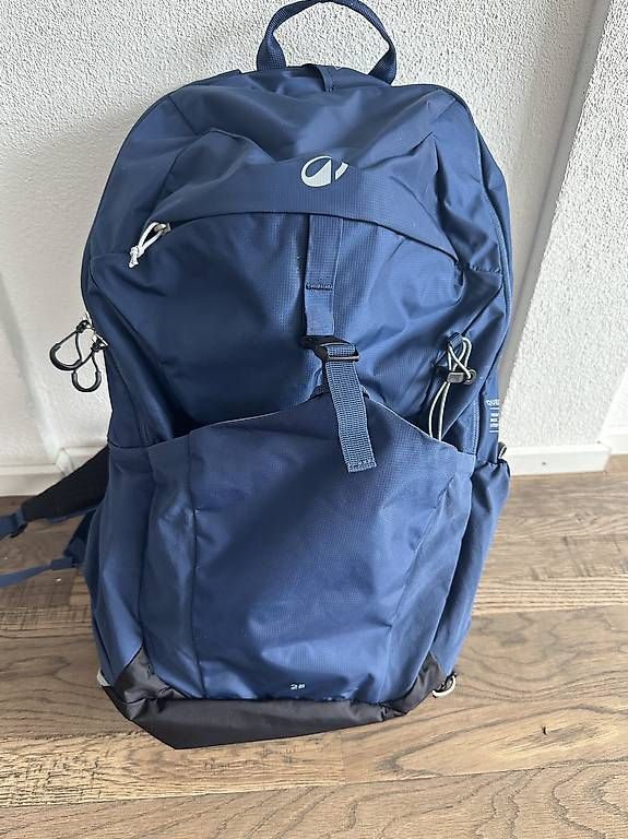 Decathlon Rucksäcke: QUECHUA Wanderrucksack – Neu (gemäss Beschreibung) aus Seengen von Chaeberli